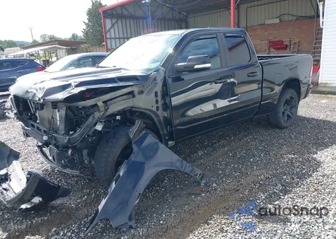 2021 Ram 1500 Big Horn 4X4 6'4 Box z USA, uszkodzony, nr VIN 1C6SRFBT8MN741621